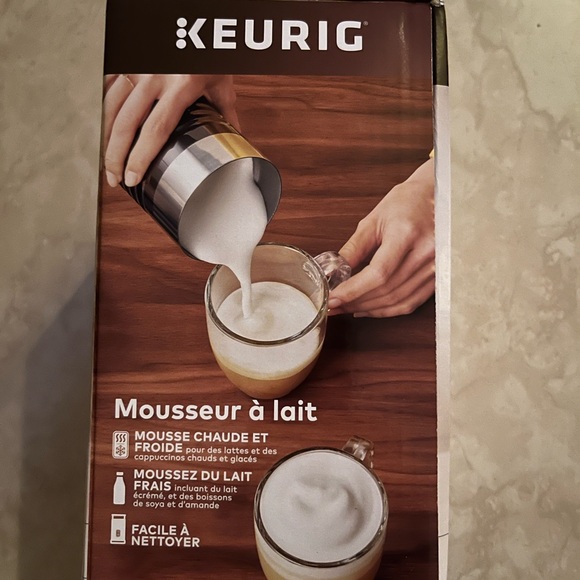 Keurig Milk Frother in Black and Silver - Picture 4 of 5